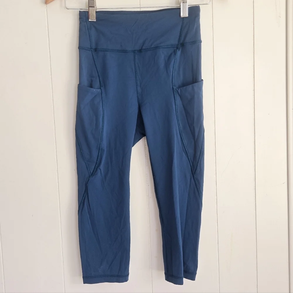 Lululemon Break Free Crop 17” (Nulux) In Night Tide Size 4
